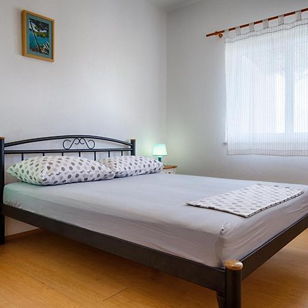Apartments Zambarlin Komiža Extérieur photo