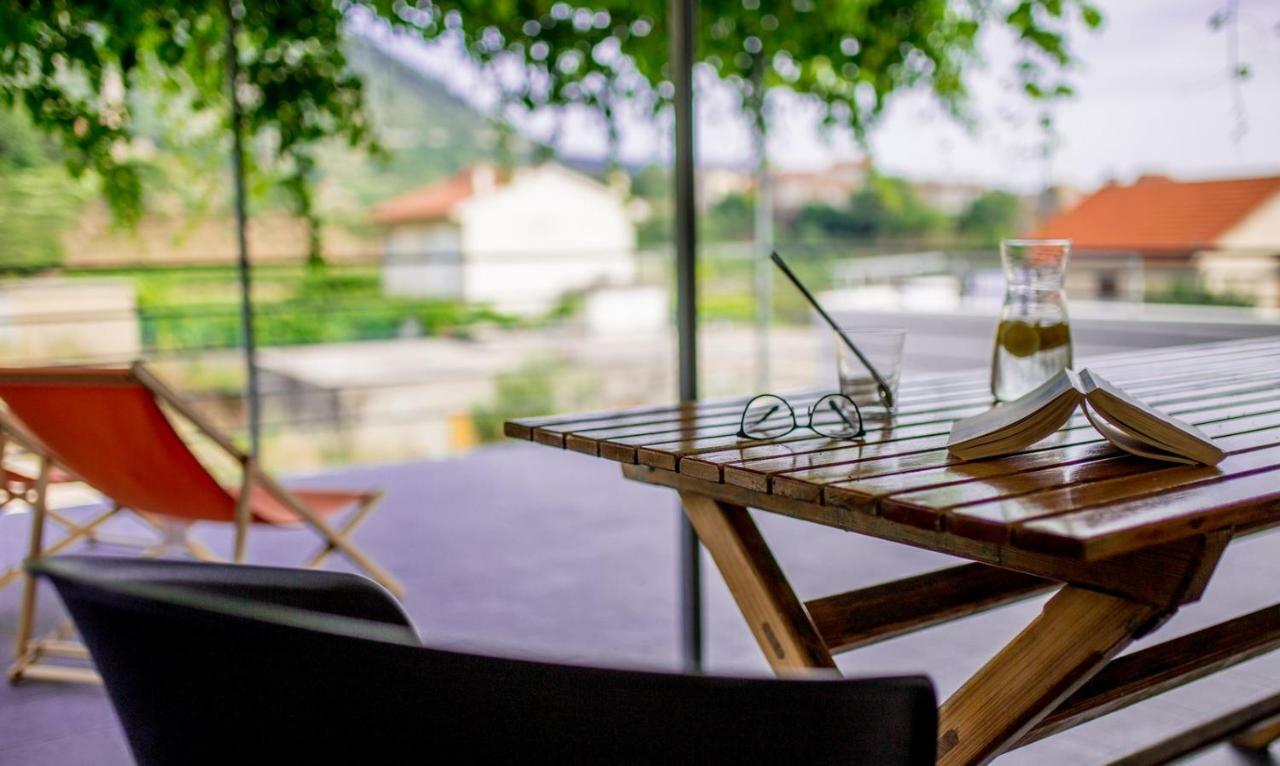 Apartments Zambarlin Komiža Extérieur photo